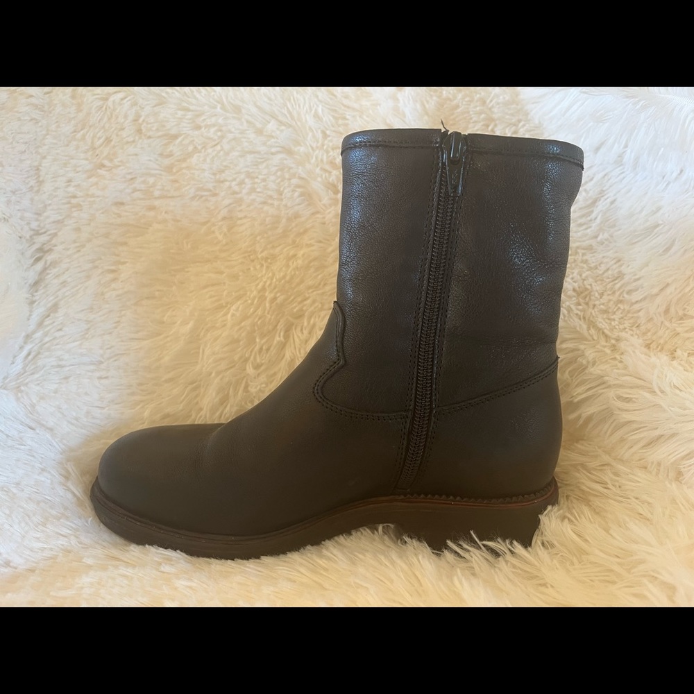 Cordani Perry Shearling-lined Boot - Picture 2 of 8